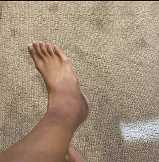 Leah Pritchett feet photo 11