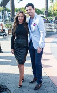 Leah Remini feet photo thumbnail