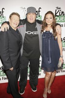 Leah Remini feet photo thumbnail