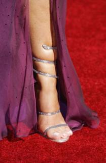 Leah Remini feet photo thumbnail