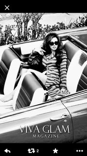 Leah Remini feet photo thumbnail