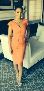 Leah Remini feet photo thumbnail