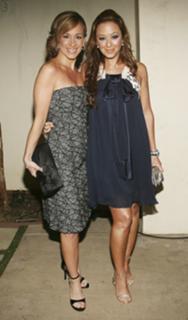 Leah Remini feet photo thumbnail