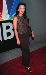 Leah Remini feet photo thumbnail
