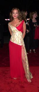 Leah Remini feet photo thumbnail