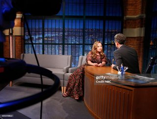 Leah Remini feet photo thumbnail