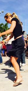 Leah Van Dale feet photo thumbnail