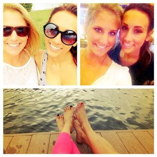Leah Van Dale feet photo thumbnail