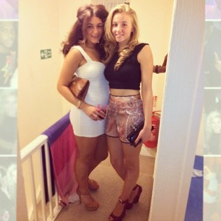 Leah Williamson feet photo thumbnail