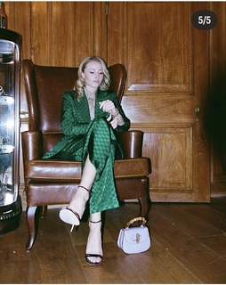 Leah Williamson feet photo thumbnail