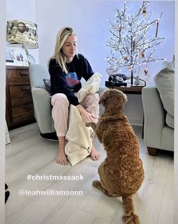 Leah Williamson feet photo 1