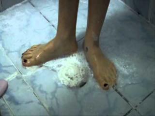 Leandra Leal feet photo 9