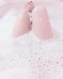 Leanne Lapp feet photo 3