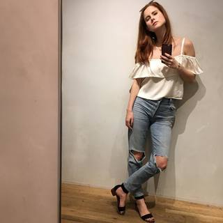 Leanne Lapp feet photo 20