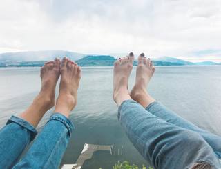 Leanne Lapp feet photo 17
