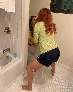 Leanne Lapp feet photo 1