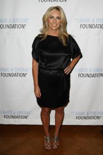 Lee Ann Womack feet photo 2