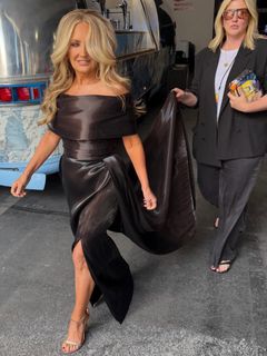 Lee Ann Womack feet photo 1
