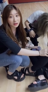 Lee Chae-ryeong feet photo 15