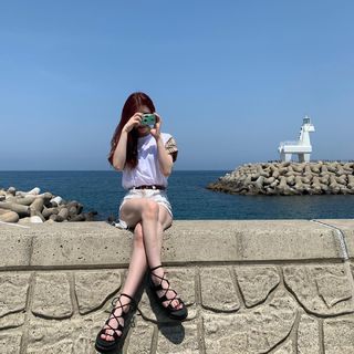 Lee Chae-ryeong feet photo 5