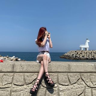 Lee Chae-ryeong feet photo 4