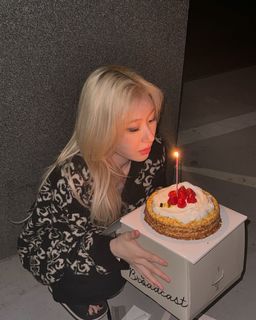 Lee Chae-ryeong feet photo 6
