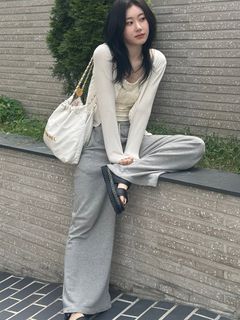 Lee Chae-ryeong feet photo 16