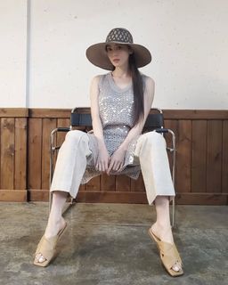 Lee Da-hee feet photo 1