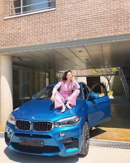 Lee Hanee feet photo 3