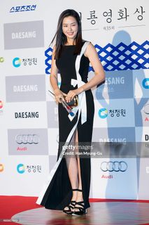 Lee Hanee feet photo 13