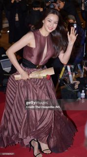Lee Hanee feet photo 1