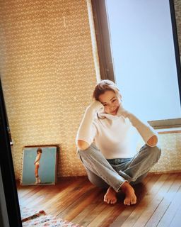 Lee Hanee feet photo 13