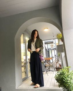 Lee Hanee feet photo 17
