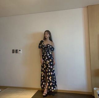 Lee Hyeri feet photo 13