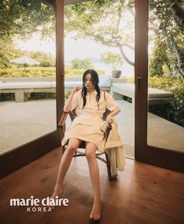 Lee Hyeri feet photo 4