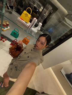 Lee Hyeri feet photo 14