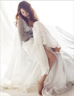Lee Ji-ah feet photo 12
