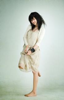 Lee Ji-ah feet photo 11