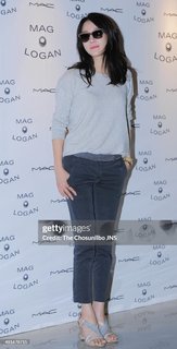 Lee Ji-ah feet photo 4