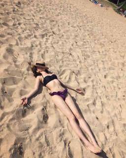 Lee Joo-yeon feet photo 14