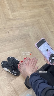 Lee Joo-yeon feet photo 12