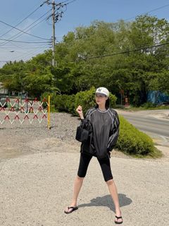 Lee Joo-yeon feet photo 8