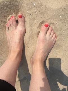 Lee McKenzie feet photo 6