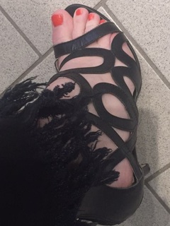 Lee McKenzie feet photo 11