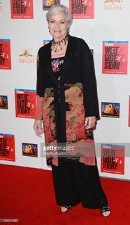 Lee Meriwether feet photo 3