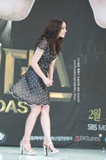 Lee Min-Jung feet photo 11