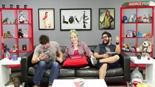 Lee Newton feet photo thumbnail