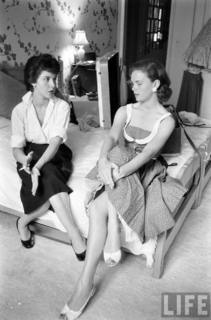 Lee Remick feet photo 20