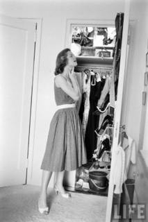 Lee Remick feet photo 15