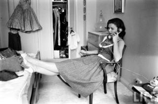 Lee Remick feet photo 9